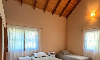 CASA 4 AMBIENTES EN VENTA, BARRIO SAN JORGE, LOS CARDALES