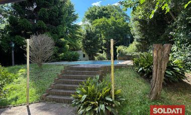 Casa a  la venta - Los Nogales.