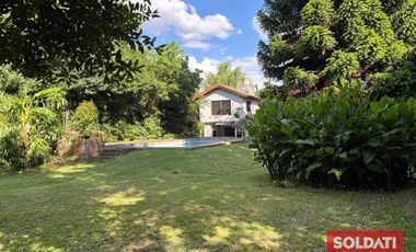 Casa a  la venta - Los Nogales.