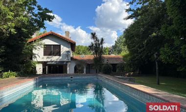 Casa a  la venta - Los Nogales.
