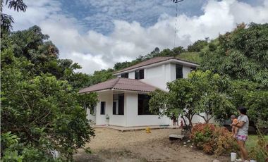 Casa Campestre En San Joaquín - La Mesa