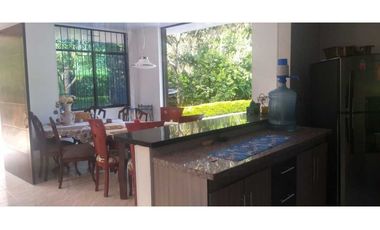 Casa Campestre En San Joaquín - La Mesa