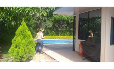 Casa Campestre En San Joaquín - La Mesa