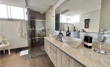 Apartamento para la venta en el Poblado, sector la calera