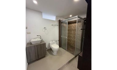 VENTA DE CASA  TRES NIVELES EN CONDOMINIO VILLA DEL SOL JAMUND VALLE