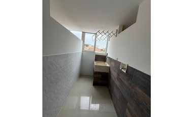 VENTA DE CASA  TRES NIVELES EN CONDOMINIO VILLA DEL SOL JAMUND VALLE