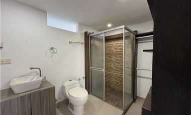 VENTA DE CASA  TRES NIVELES EN CONDOMINIO VILLA DEL SOL JAMUND VALLE