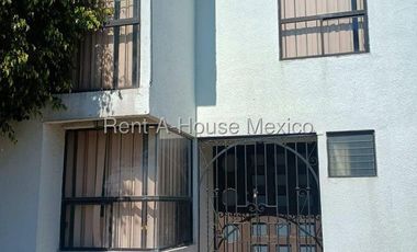 Casa en Venta en Cuautitlán Izcalli Jardines del Alba VE 26-2310