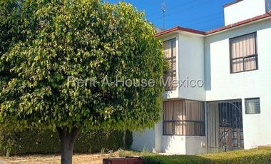 Casa en Venta en Cuautitlán Izcalli Jardines del Alba VE 26-2310