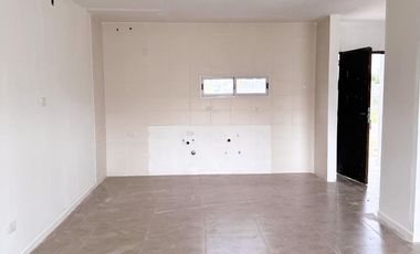 CASA 4 AMBIENTES EN VENTA, BARRIO SEMI CERRADO CARDALES CHICO, LOS CARDALES