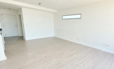 Pico 3100 - Saavedra - Monoambiente de 50 metros totales   Balcón aterrazado