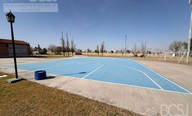 Complejo Recreativo en  Santa Lucia