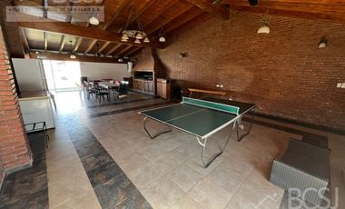 Complejo Recreativo en  Santa Lucia