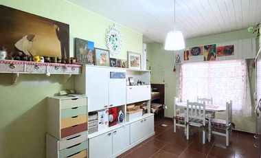 CASA 5 AMBIENTES EN VENTA, CENTRO DEL PUEBLO LOS CARDALES