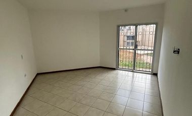 Casa en  Barrio Mariano Moreno