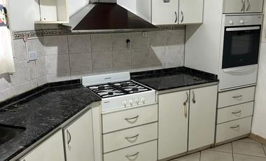 Casa en  Barrio Mariano Moreno