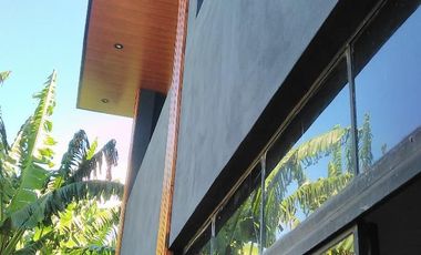 Casa en venta Villa Elisa acceso autopista 3 dormitorios pileta quincho