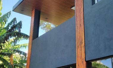 Casa en venta Villa Elisa acceso autopista 3 dormitorios pileta quincho