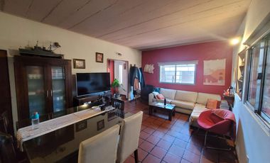 Casa en venta Villa Elisa acceso autopista 3 dormitorios pileta quincho