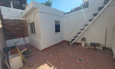 Casa en  Patricio Cullen al 6200