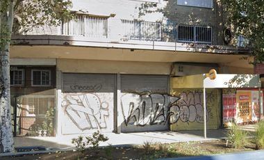 Local en Avellaneda - Proximo bajada Pte Pueyrredon - 140 m2