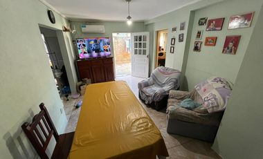 Alquiler  - Casa -  Barrio Maria Selva