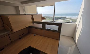 OFICINAS CORPORATIVAS EN RENTA. CON VISTA AL MAR. CARMEN, CAMPECHE