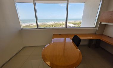 OFICINAS CORPORATIVAS EN RENTA. CON VISTA AL MAR. CARMEN, CAMPECHE