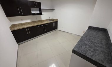 OFICINAS CORPORATIVAS EN RENTA. CON VISTA AL MAR. CARMEN, CAMPECHE