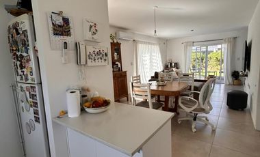 Excelente Duplex 2 Dorm. en Gorina