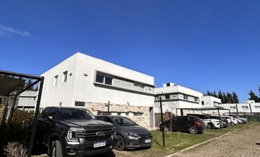 Excelente Duplex 2 Dorm. en Gorina