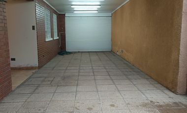 Hermosa casa  / metro departamental