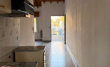 CASA 2 AMBIENTES EN VENTA, PUEBLO LOS CARDALES