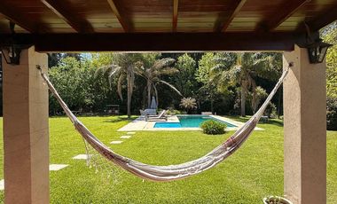 CASA 6 AMBIENTES EN VENTA, BARRIO LAS LOMADAS, LOS CARDALES