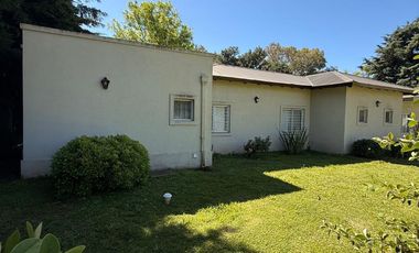 CASA 6 AMBIENTES EN VENTA, BARRIO LAS LOMADAS, LOS CARDALES