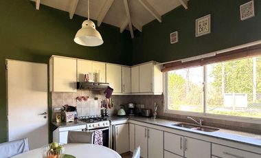 CASA 6 AMBIENTES EN VENTA, BARRIO LAS LOMADAS, LOS CARDALES