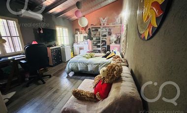Venta - Casa para dos familias - Parque - Piscina - Zona de Quintas