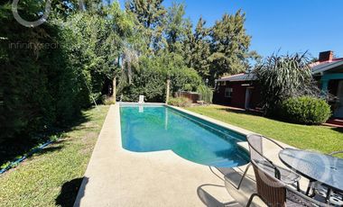 Venta - Casa para dos familias - Parque - Piscina - Zona de Quintas
