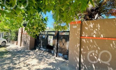 Venta - Casa para dos familias - Parque - Piscina - Zona de Quintas