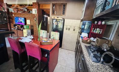 Venta - Casa para dos familias - Parque - Piscina - Zona de Quintas