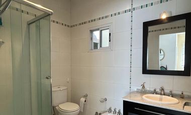Casa en venta, Canning, Malibú. 200 m2 cub. 5 amb.