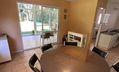Casa en venta, Canning, Malibú. 200 m2 cub. 5 amb.