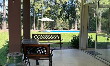 Casa en venta, Canning, Malibú. 200 m2 cub. 5 amb.