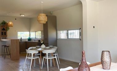 VENTA Casa en Funes Town