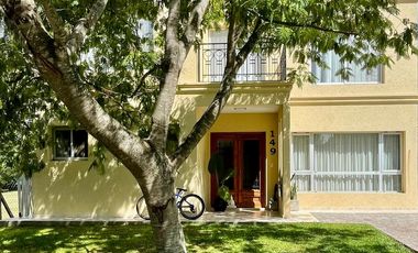 CASA 4 AMBIENTES EN VENTA, BARRIO LOS PARAISOS, LOS CARDALES