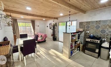 Casa 2 Dormitorios en barrio abierto - Pedro Careaga 1700 - Alvear | Venta