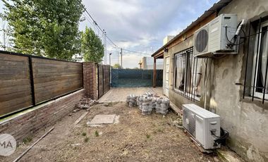 Casa 2 Dormitorios en barrio abierto - Pedro Careaga 1700 - Alvear | Venta