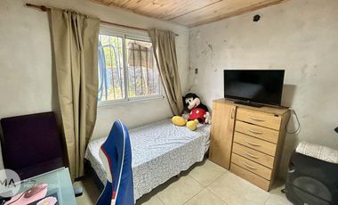 Casa 2 Dormitorios en barrio abierto - Pedro Careaga 1700 - Alvear | Venta