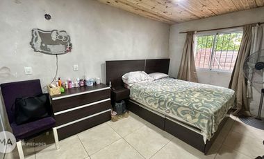 Casa 2 Dormitorios en barrio abierto - Pedro Careaga 1700 - Alvear | Venta
