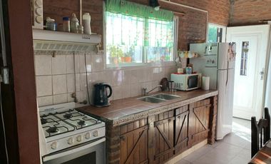 Venta en bloque - departamentos y casa en Matheu